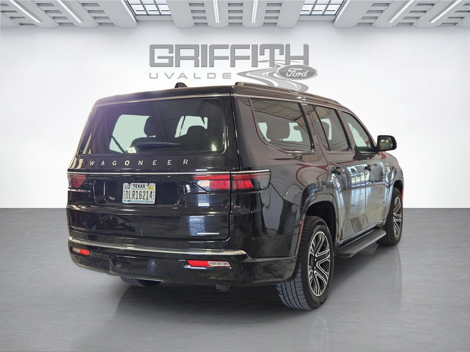 2024 Jeep Wagoneer Series II