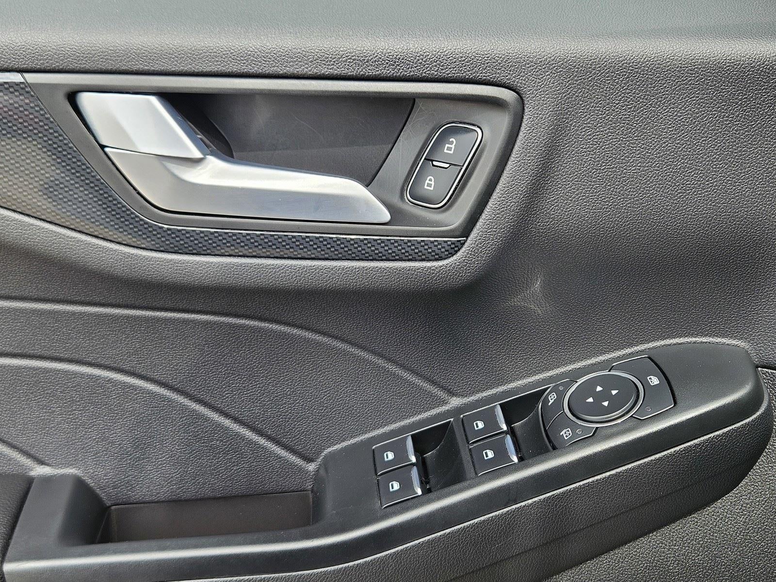 2025 Ford Escape ST-Line FWD