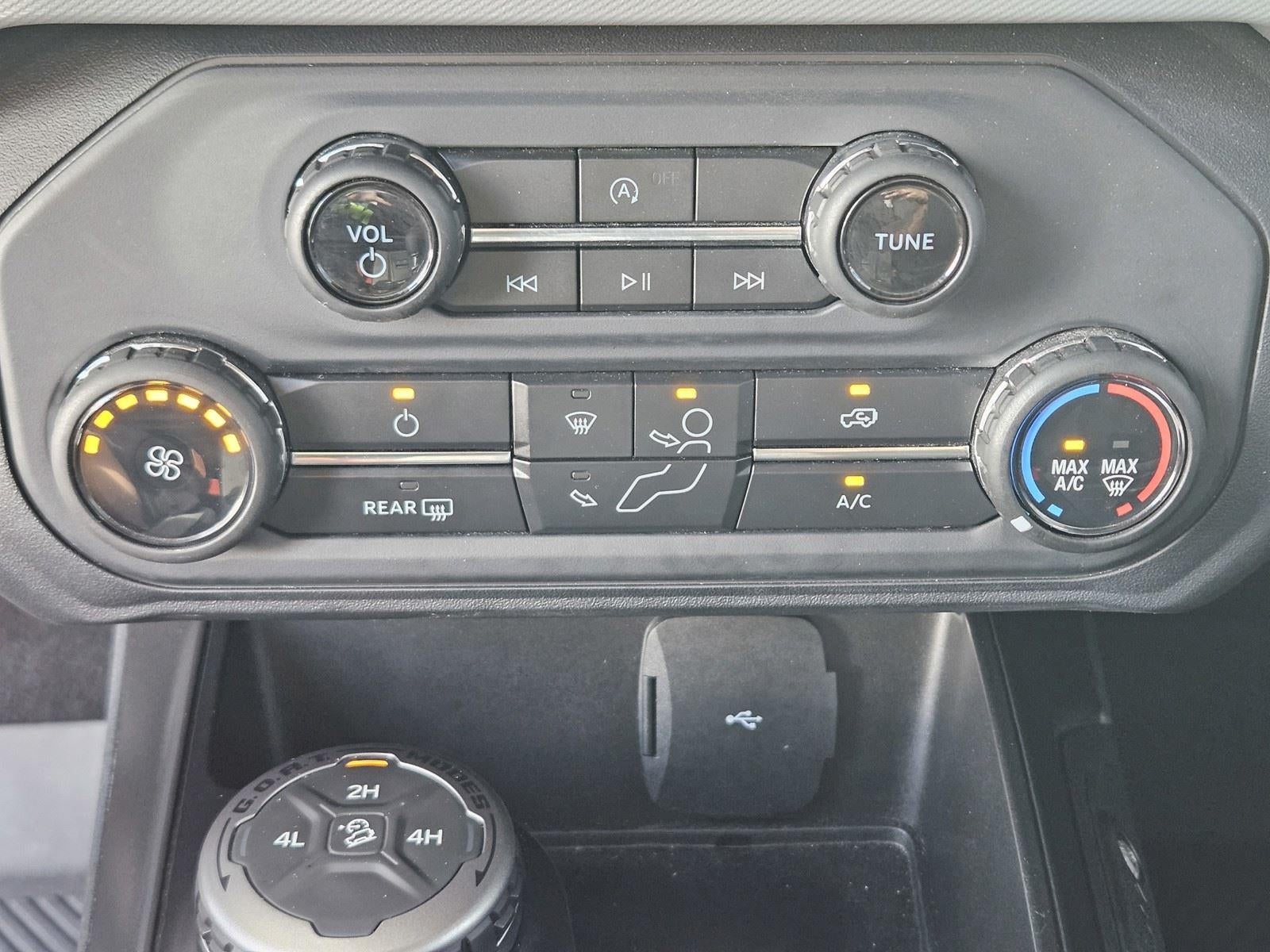 2021 Ford Bronco Base