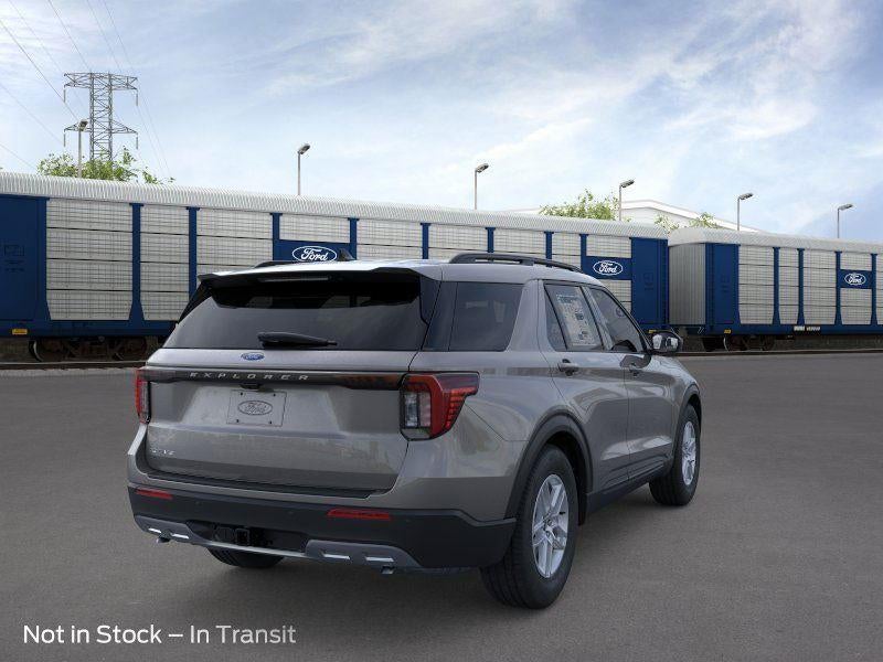 2026 Ford Explorer Active w/100A Pkg RWD