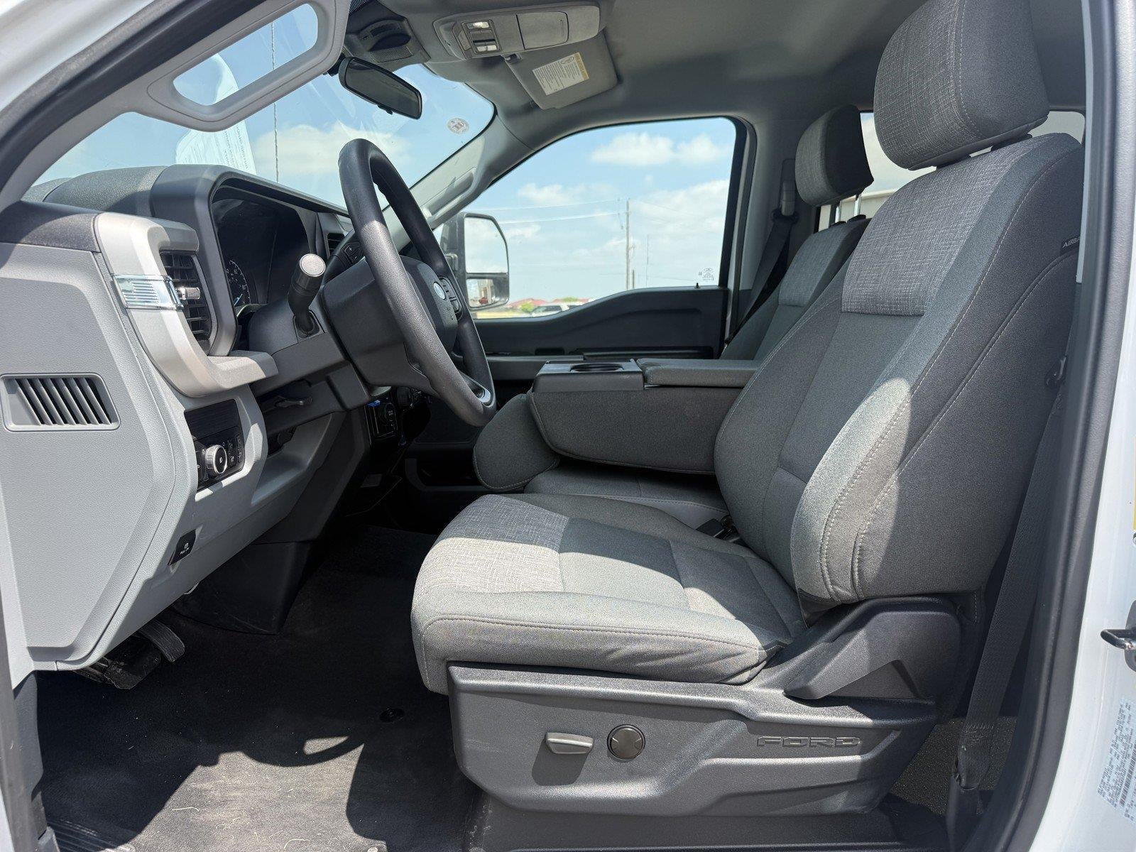 2025 Ford Super Duty F-250 Srw XLT