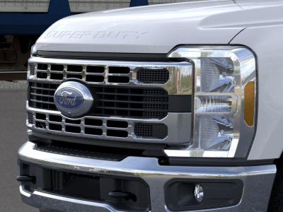 2026 Ford Super Duty F-350 SRW XLT