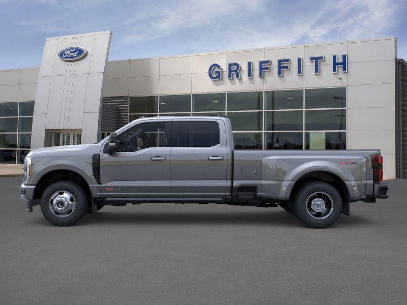 2026 Ford Super Duty F-350 DRW Platinum