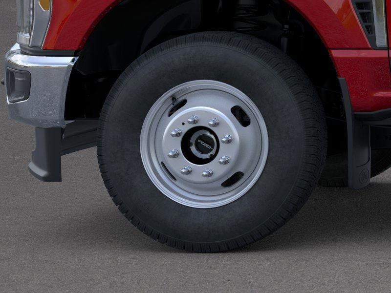 2026 Ford Super Duty F-350 DRW XL 4WD Crew Cab 8' Box