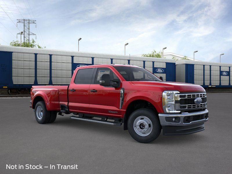 2026 Ford Super Duty F-350 DRW XL 4WD Crew Cab 8' Box