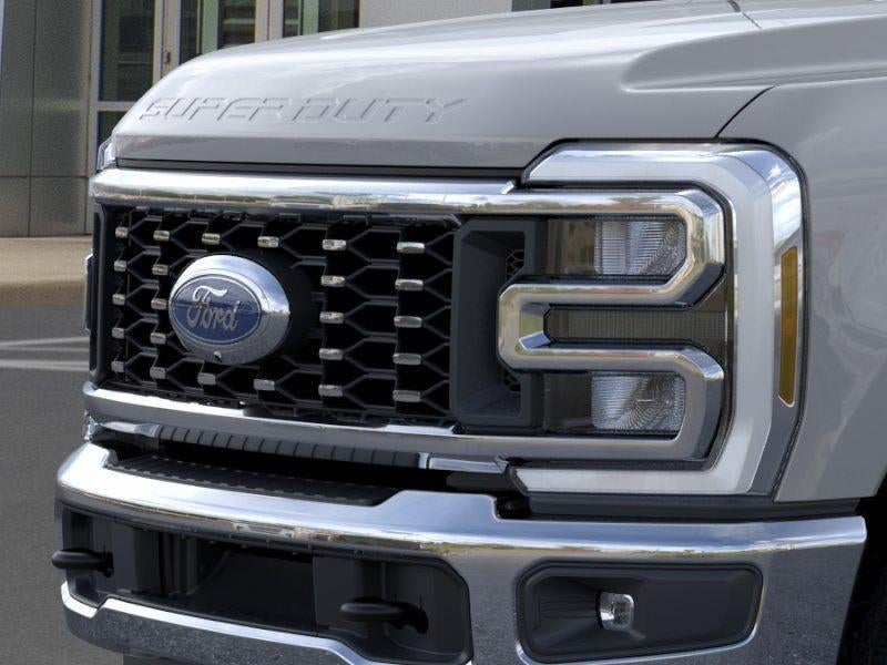2026 Ford Super Duty F-350 DRW LARIAT