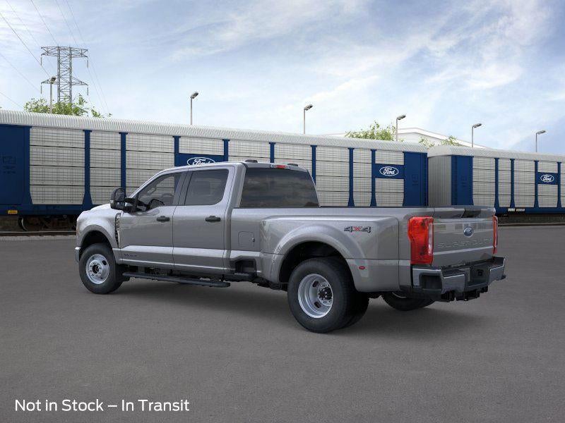 2026 Ford Super Duty F-350 DRW XL 4WD Crew Cab 8' Box