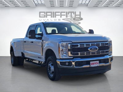 2026 Ford Super Duty F-350 DRW XLT