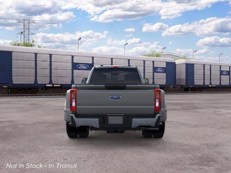 2026 Ford Super Duty F-350 DRW XL 4WD Crew Cab 8' Box