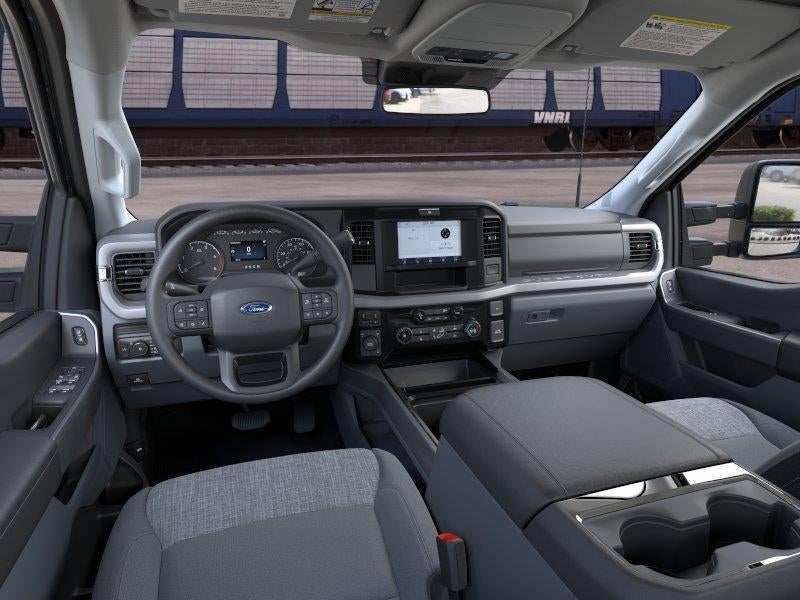 2026 Ford Super Duty F-350 DRW XL 4WD Crew Cab 8' Box