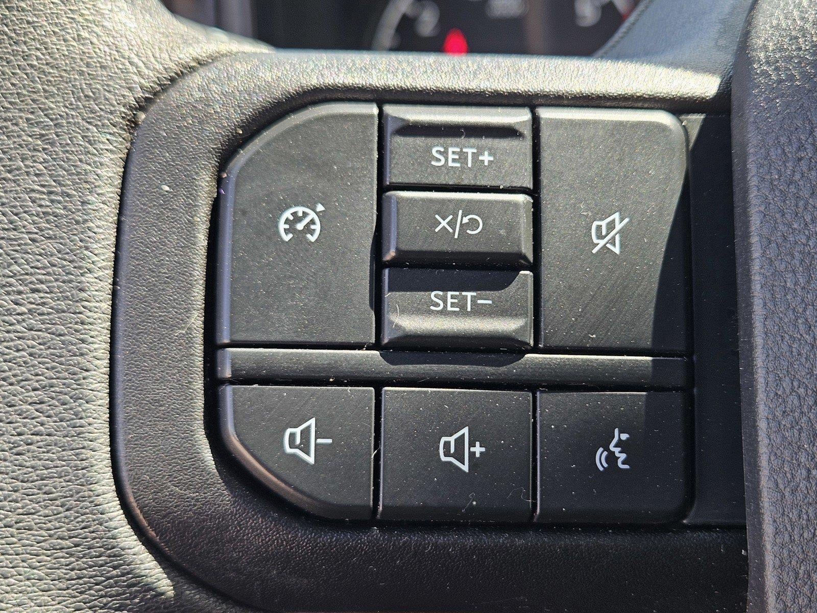 2025 Ford Super Duty F-350 Srw XLT