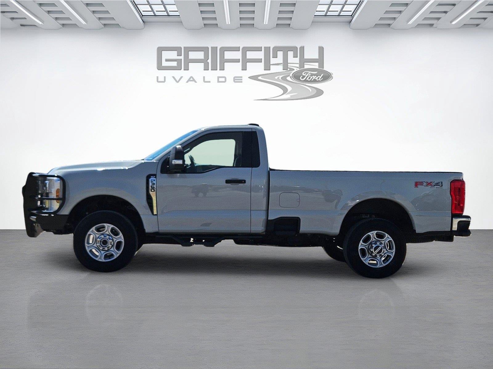 2025 Ford Super Duty F-350 Srw XLT