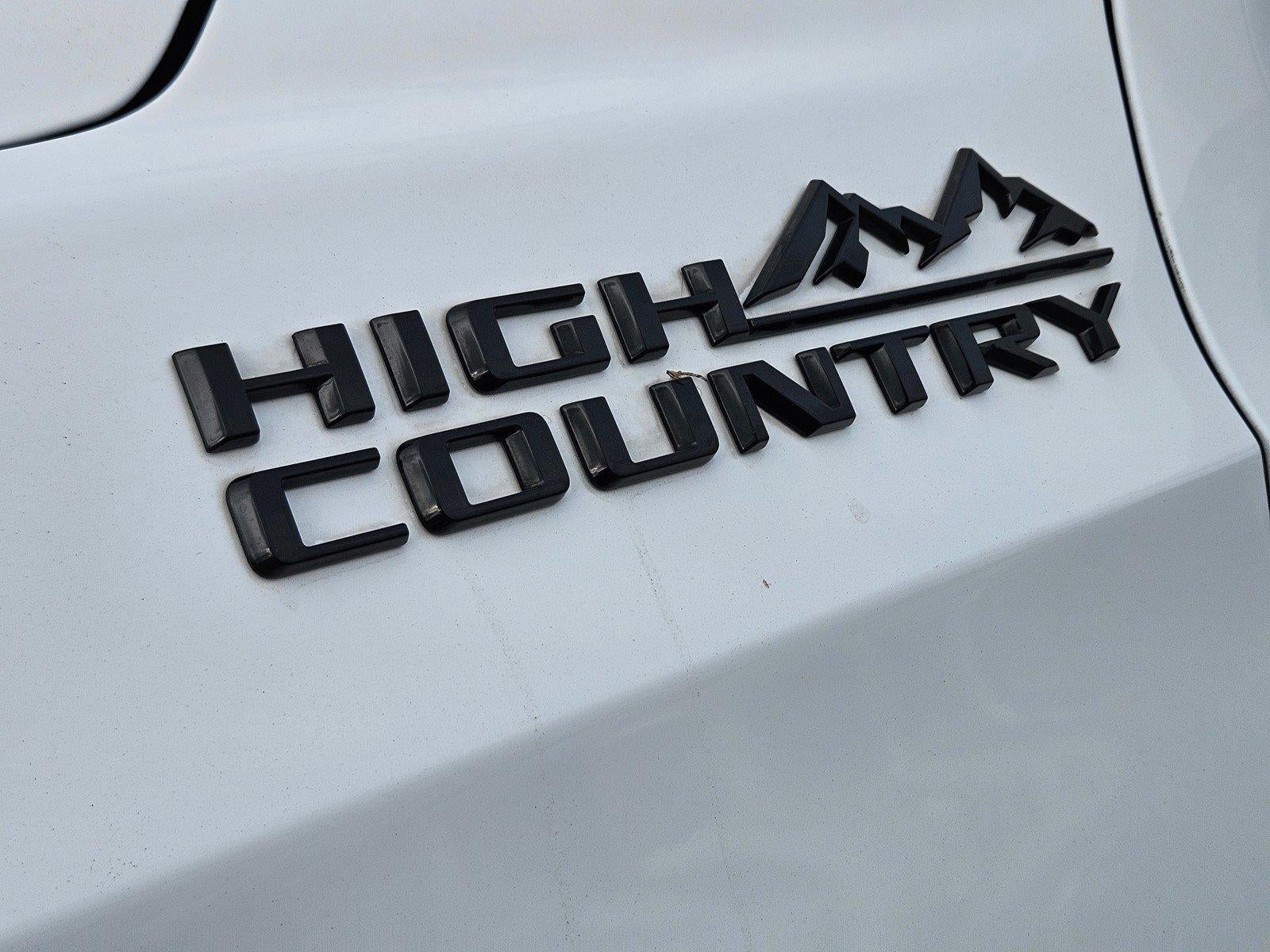 2023 Chevrolet Suburban High Country