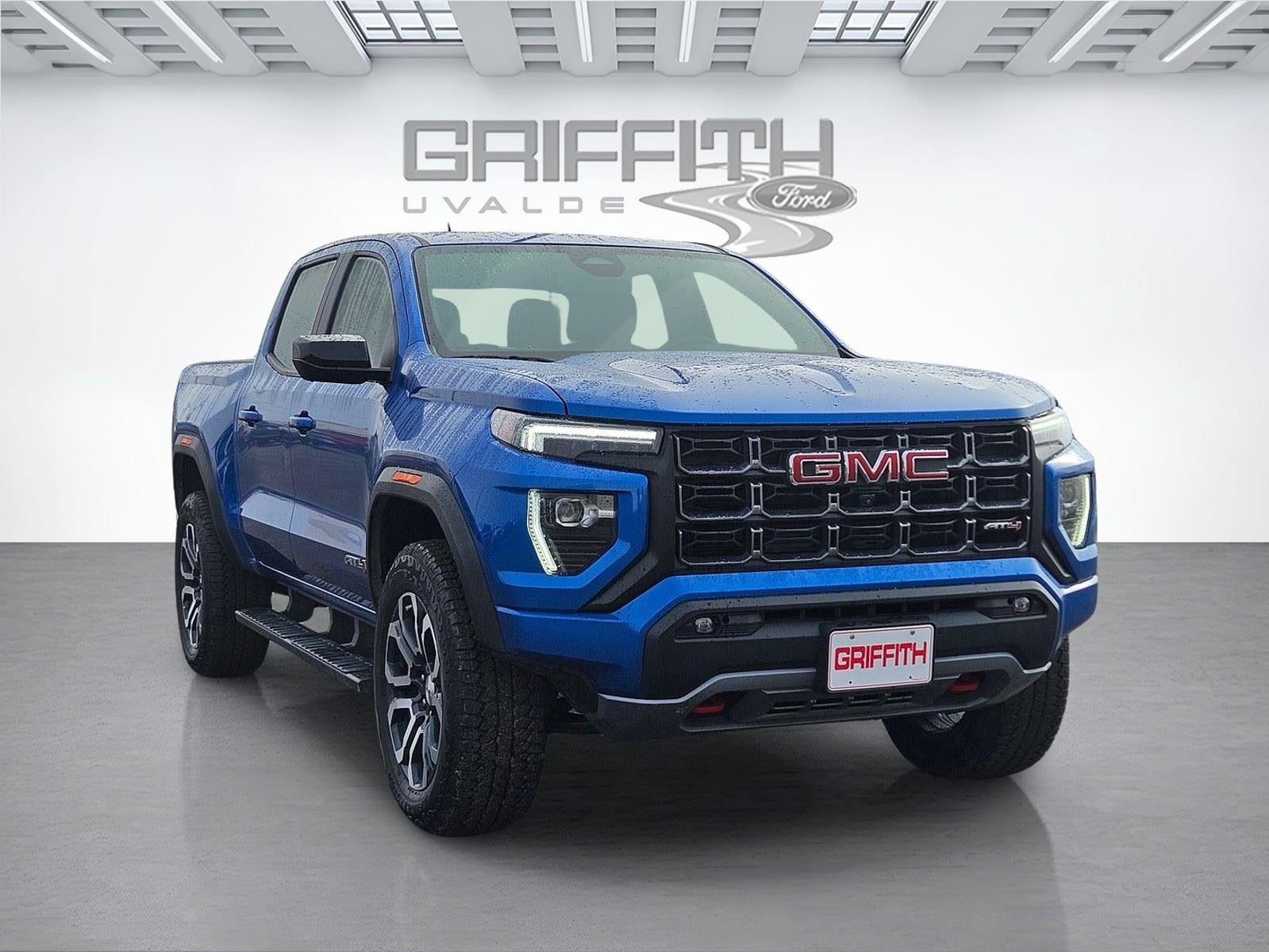 2024 GMC Canyon 4WD AT4