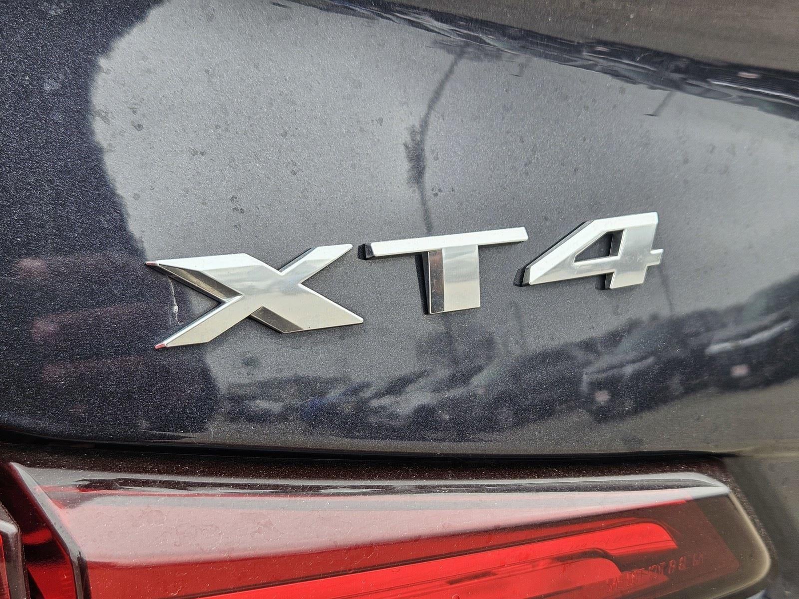 2023 Cadillac XT4 FWD Premium Luxury