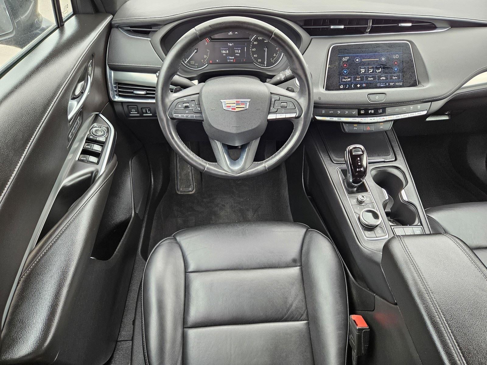 2023 Cadillac XT4 FWD Premium Luxury