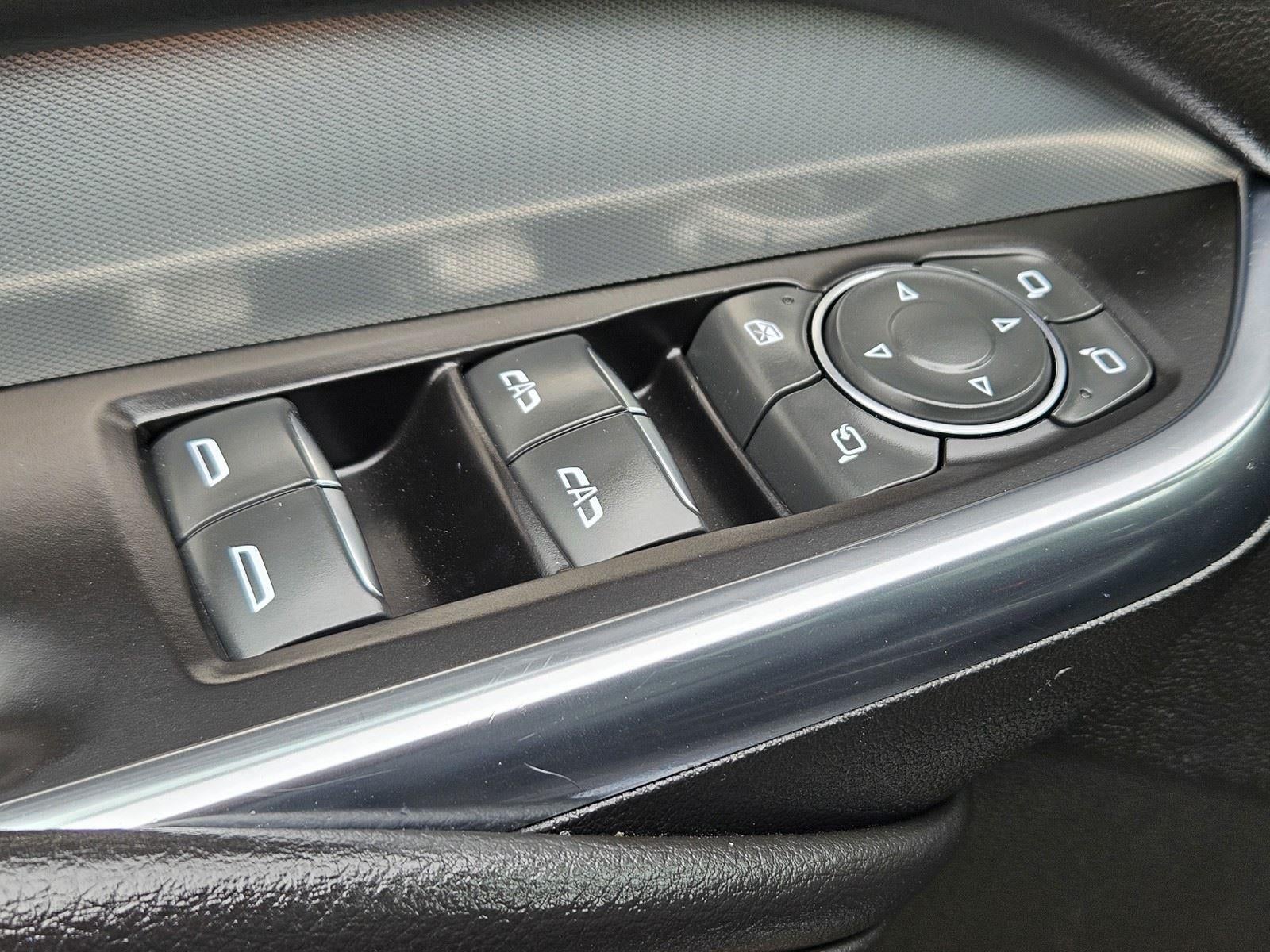 2023 Cadillac XT4 FWD Premium Luxury