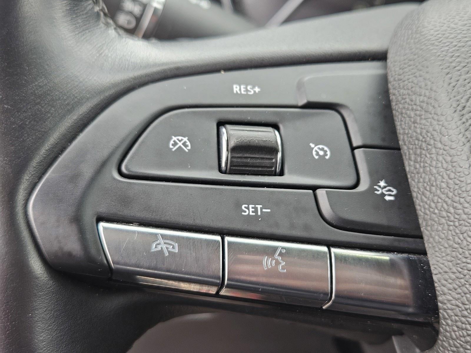 2023 Cadillac XT4 FWD Premium Luxury