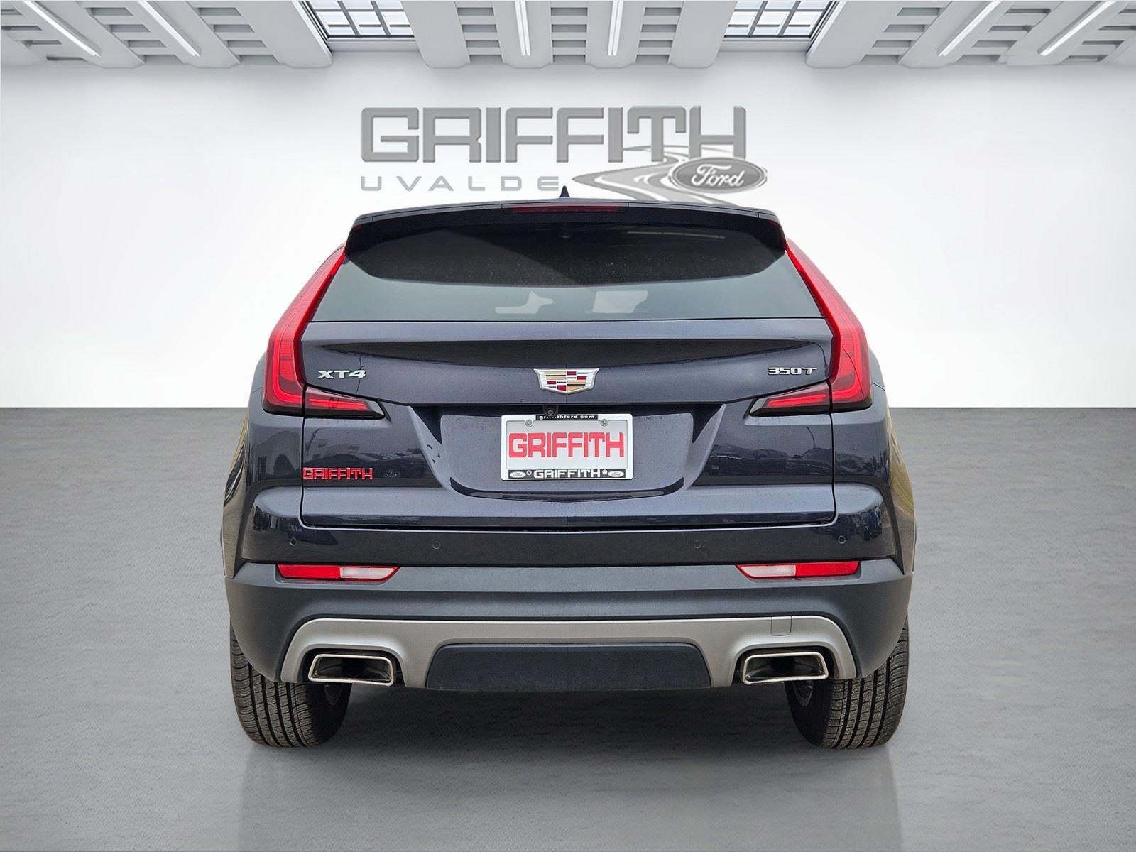 2023 Cadillac XT4 FWD Premium Luxury