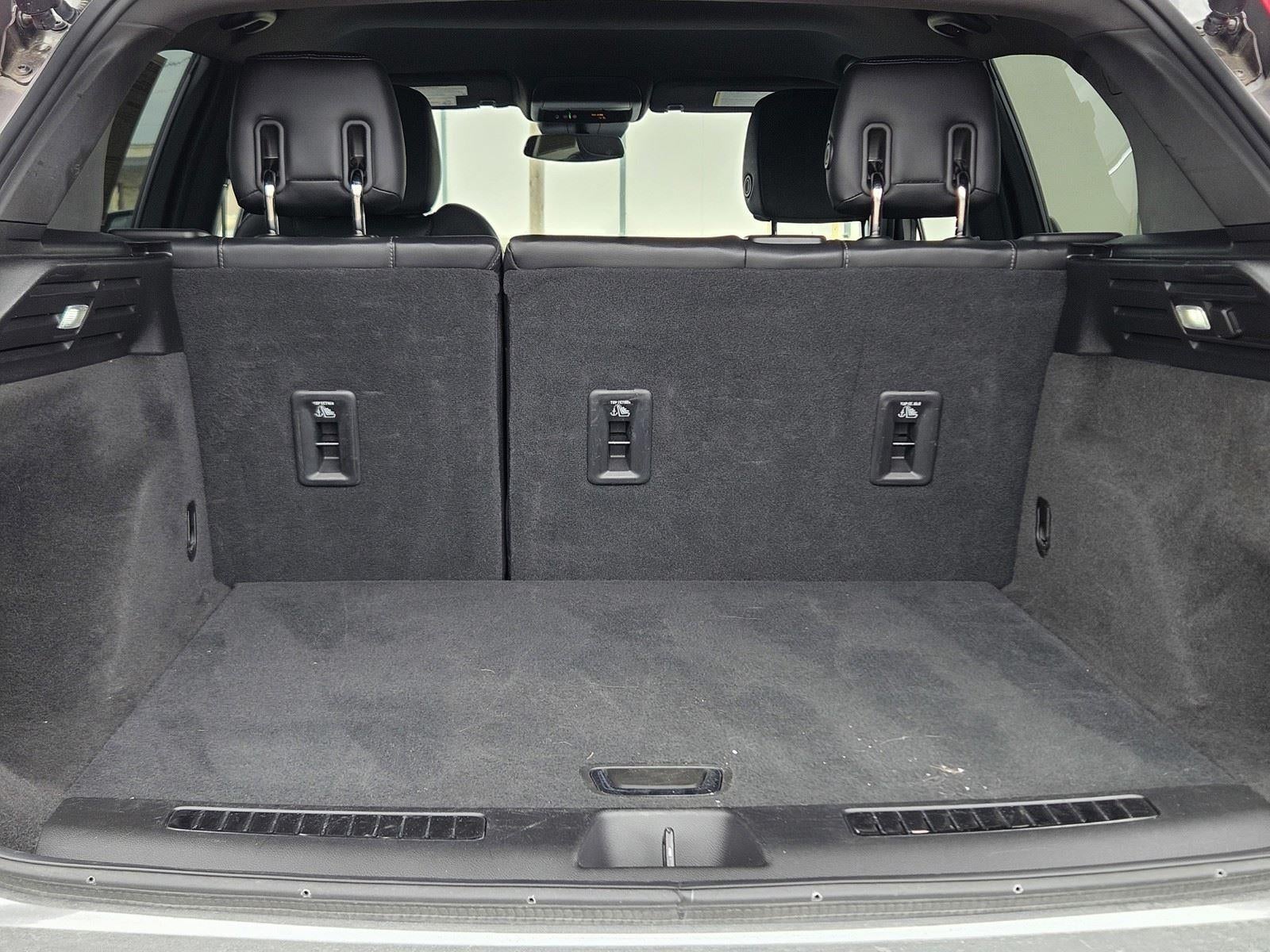 2024 Cadillac XT4 AWD Premium Luxury