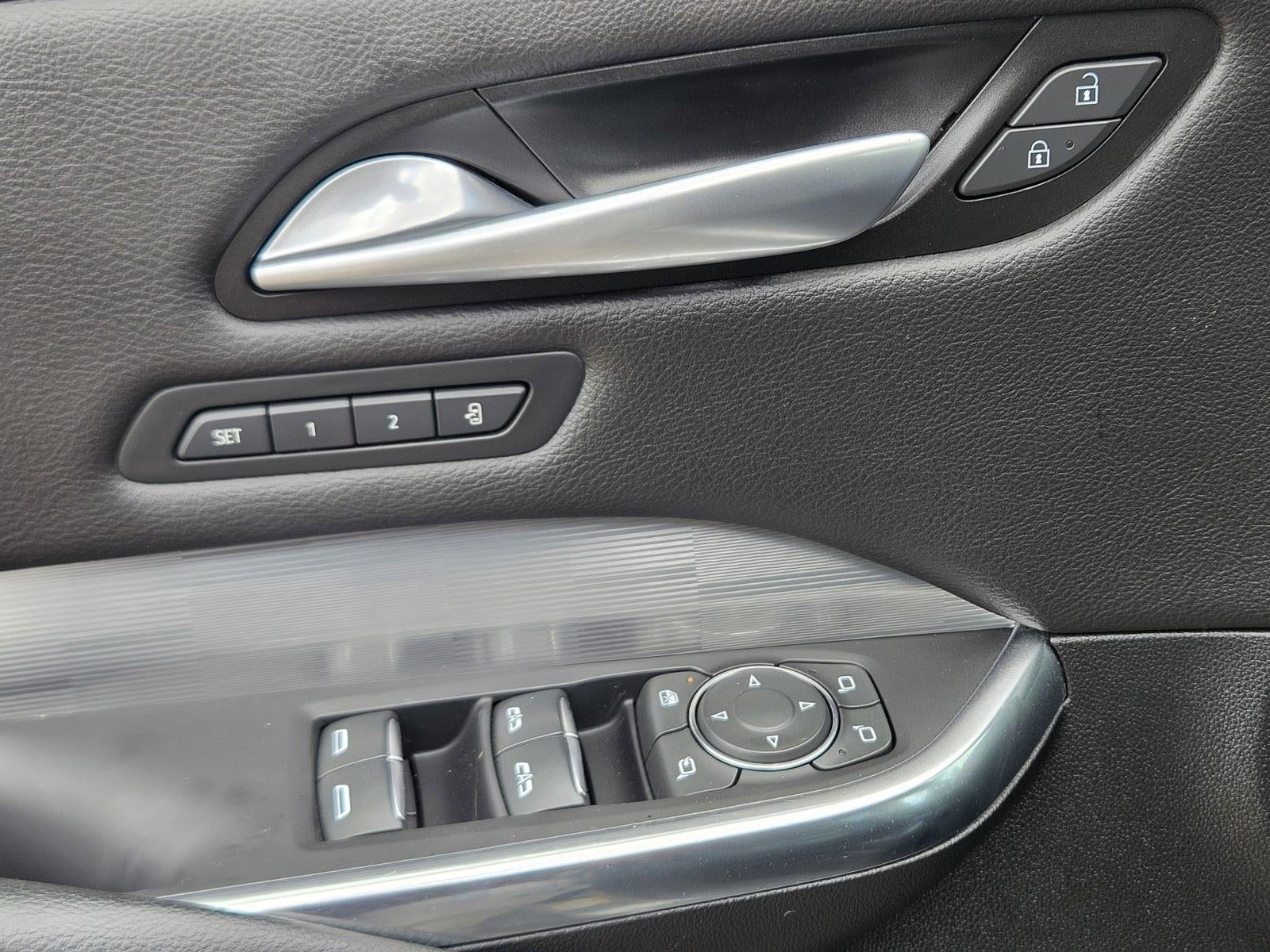 2024 Cadillac XT4 AWD Premium Luxury