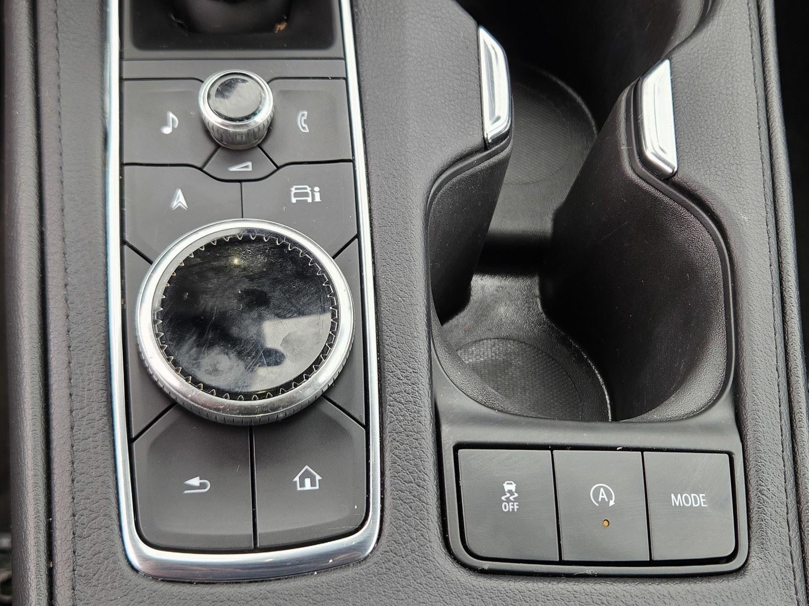 2024 Cadillac XT4 AWD Premium Luxury