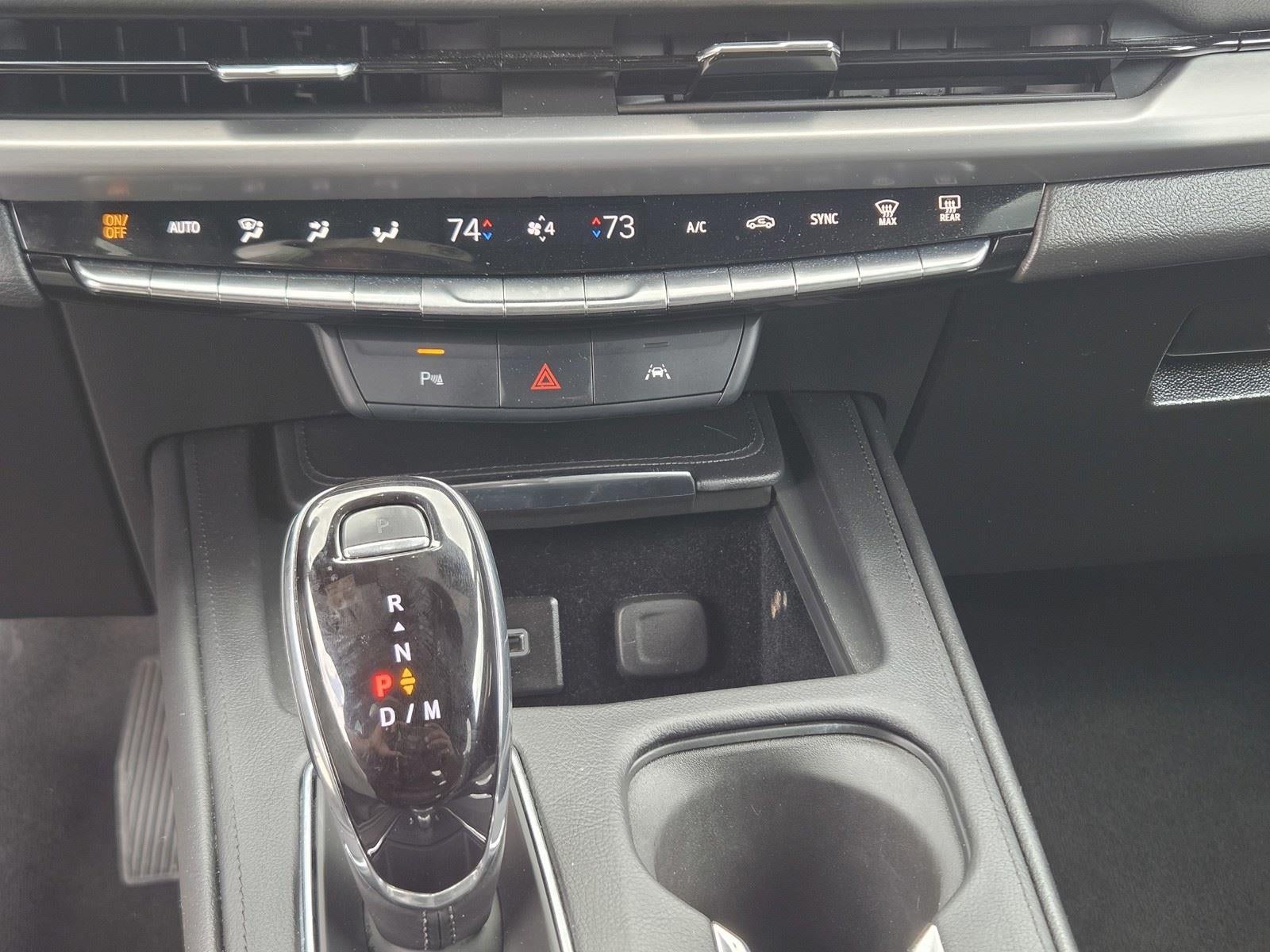 2024 Cadillac XT4 AWD Premium Luxury