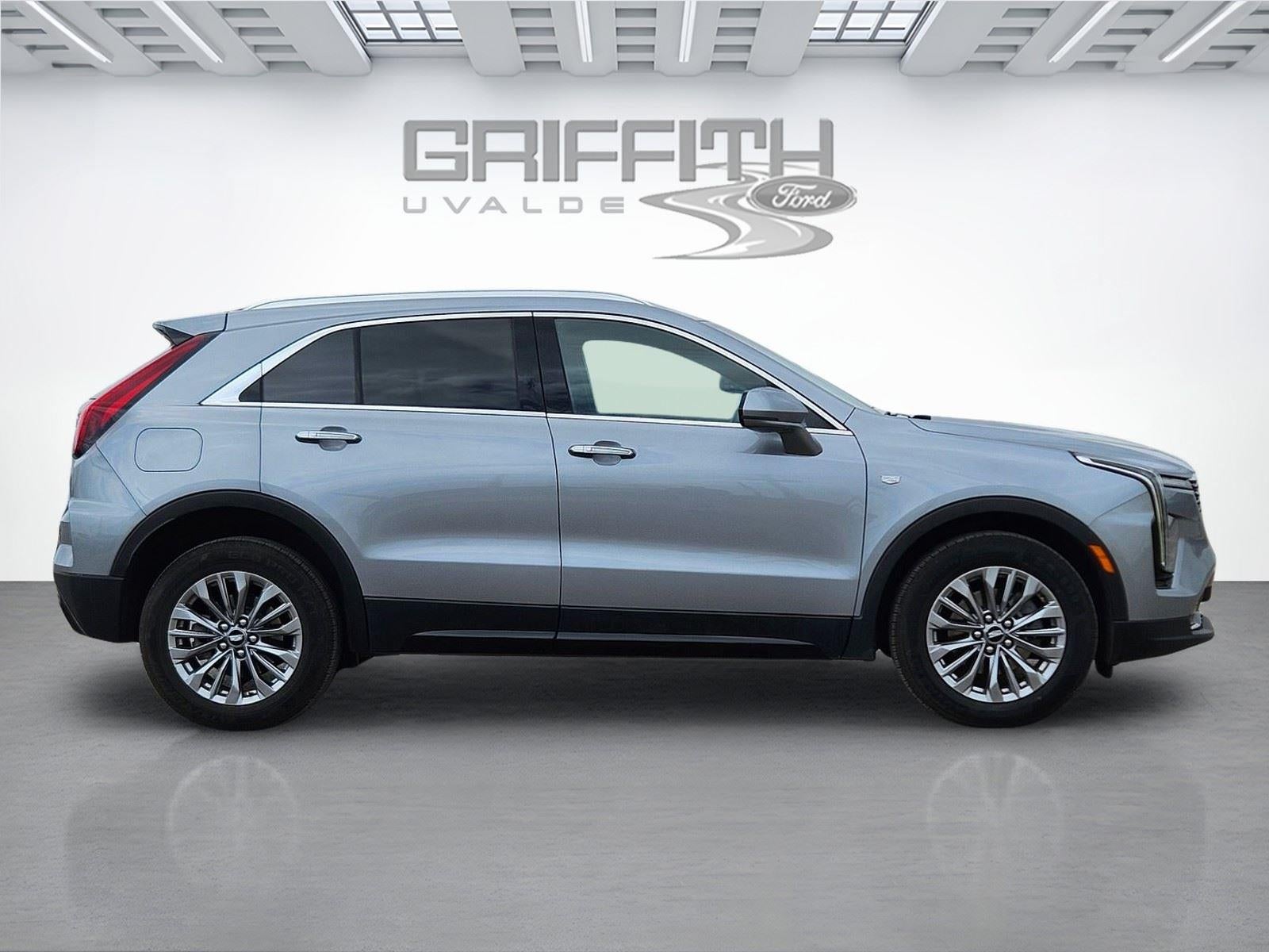 2024 Cadillac XT4 AWD Premium Luxury