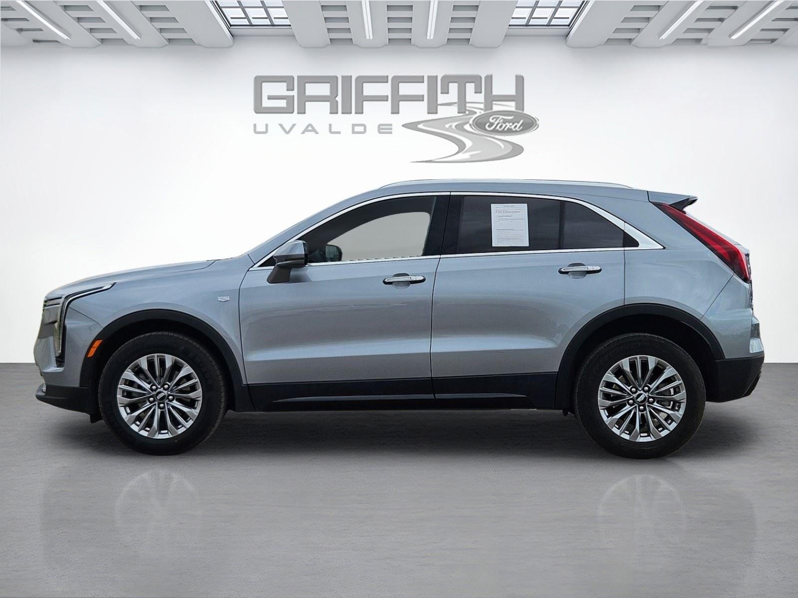 2024 Cadillac XT4 AWD Premium Luxury