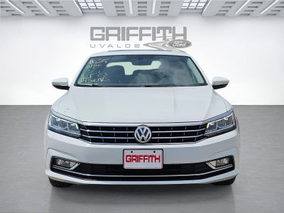 2016 Volkswagen Passat 1.8T SEL