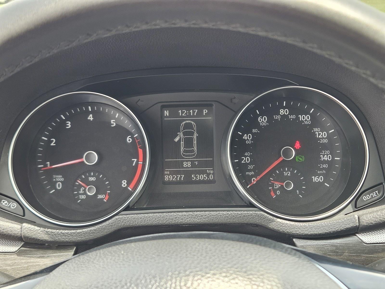 2016 Volkswagen Passat 1.8T SEL
