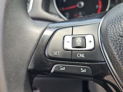 2016 Volkswagen Passat 1.8T SEL