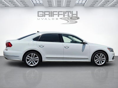 2016 Volkswagen Passat 1.8T SEL