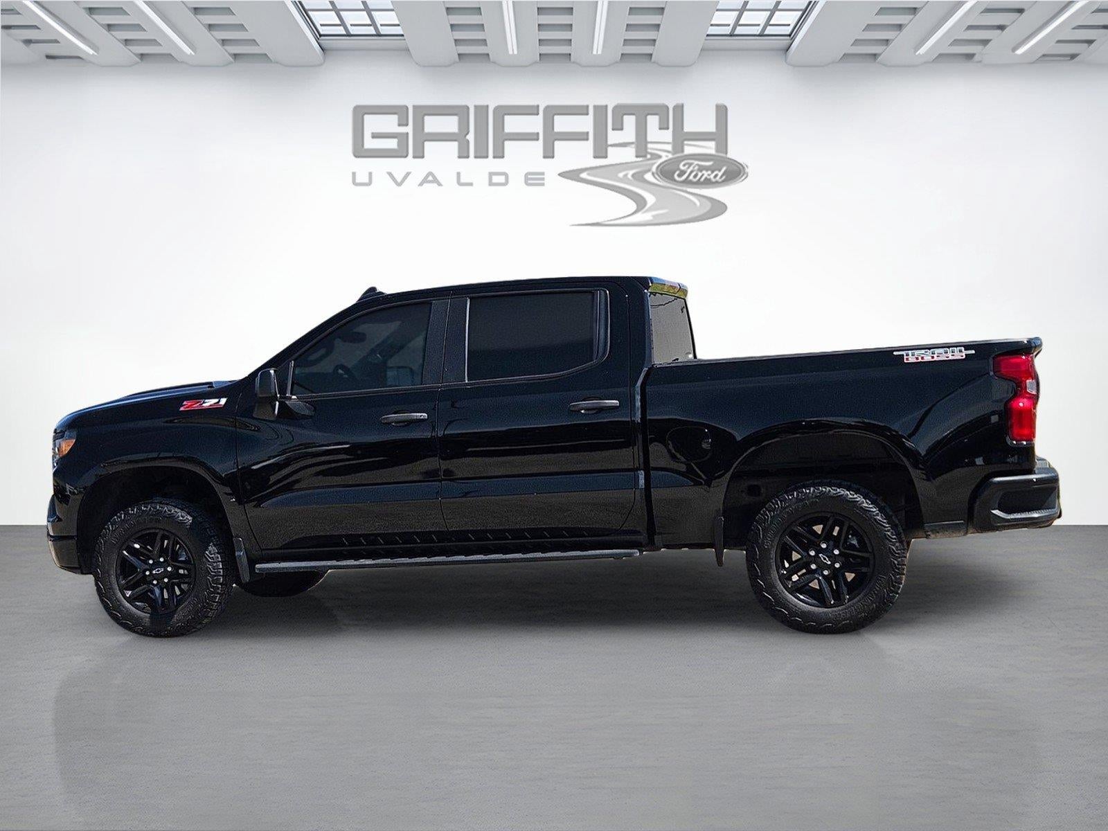 2024 Chevrolet Silverado 1500 Custom Trail Boss