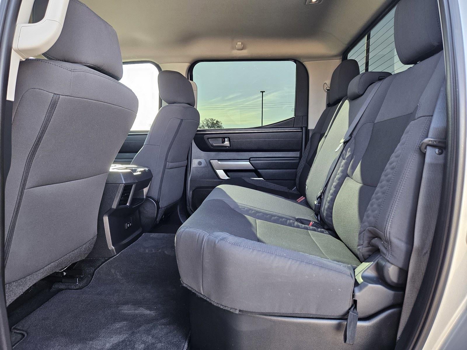 2024 Toyota Tundra 4WD SR5