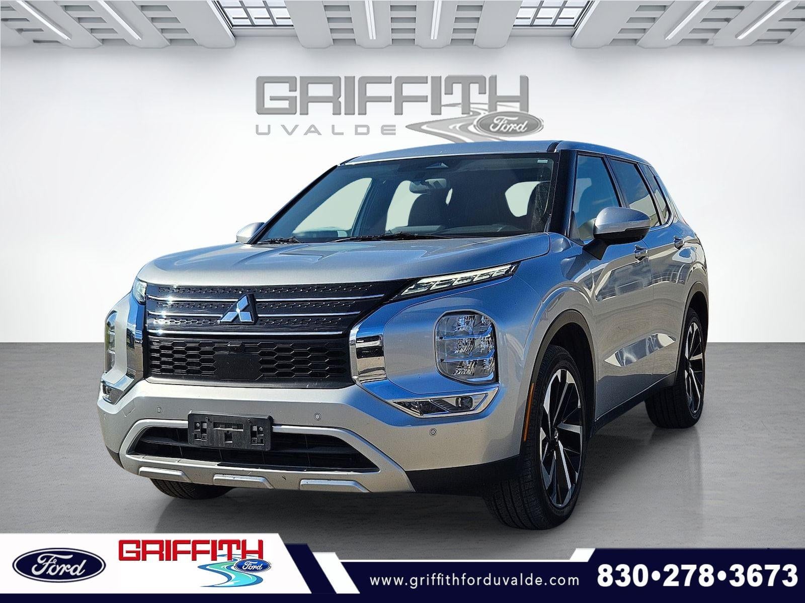 2024 Mitsubishi Outlander SE