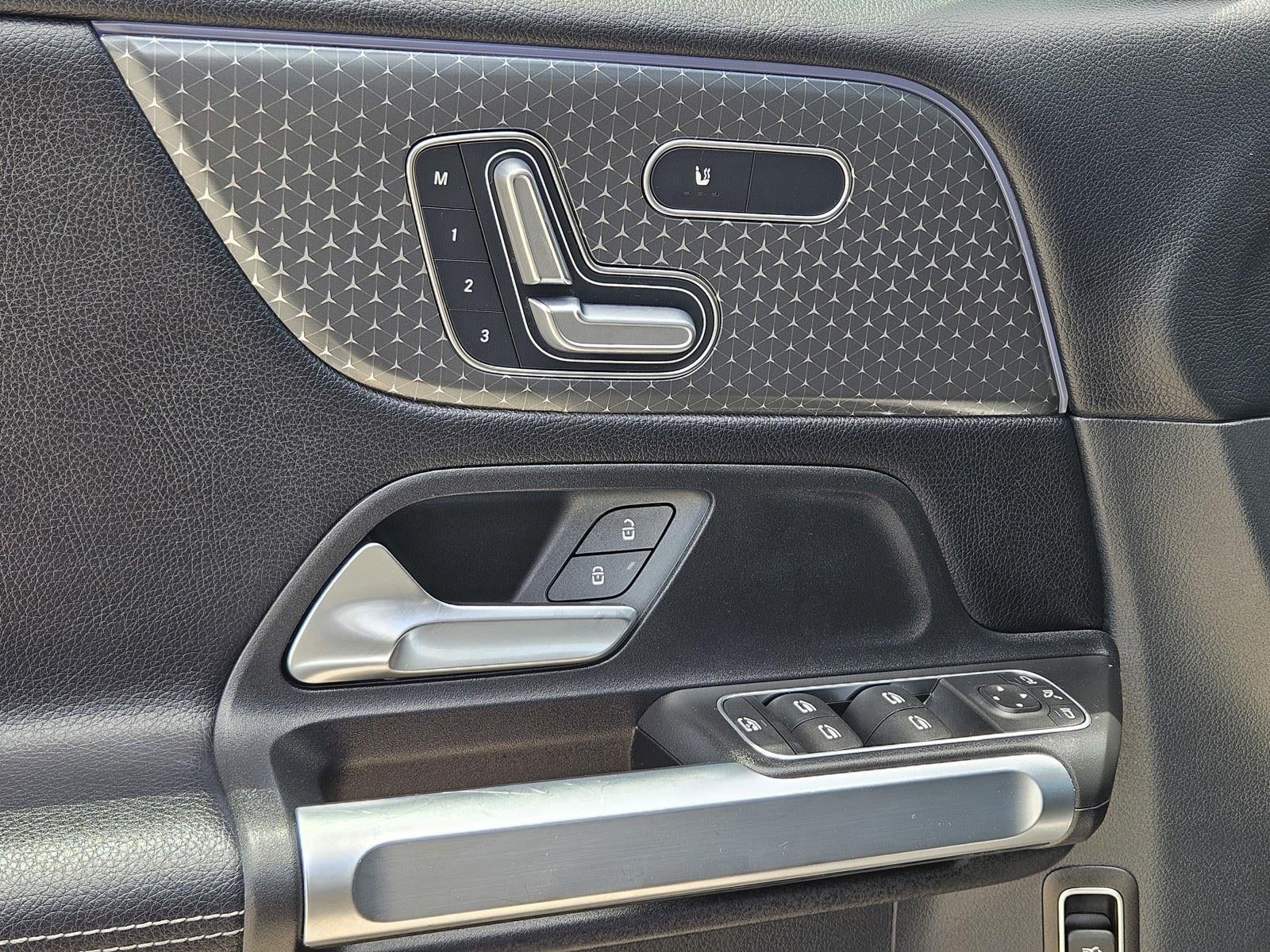 2025 Mercedes-Benz GLB GLB 250